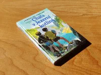 Chata v jezerní kotlině - Image 1