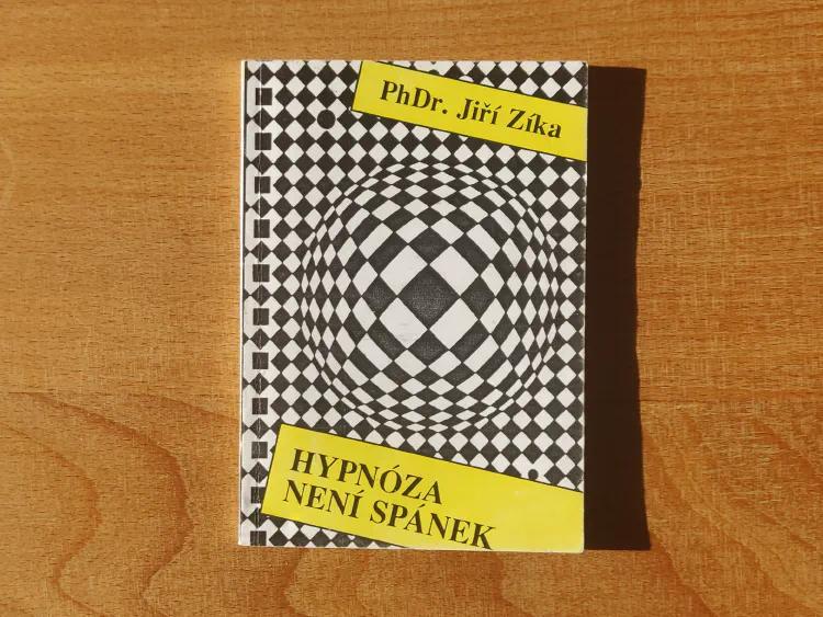 Hypnóza není spánek