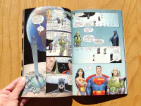 JLA: Earth 2 - Image 5