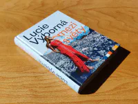 Mezi světy - Image 1