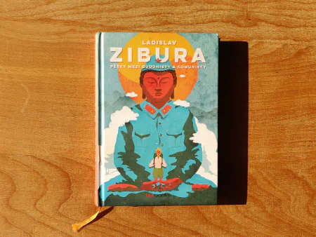 Pěšky mezi buddhisty a komunisty