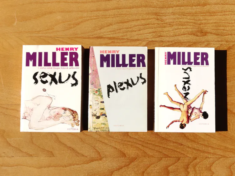 Sexus. Plexus. Nexus